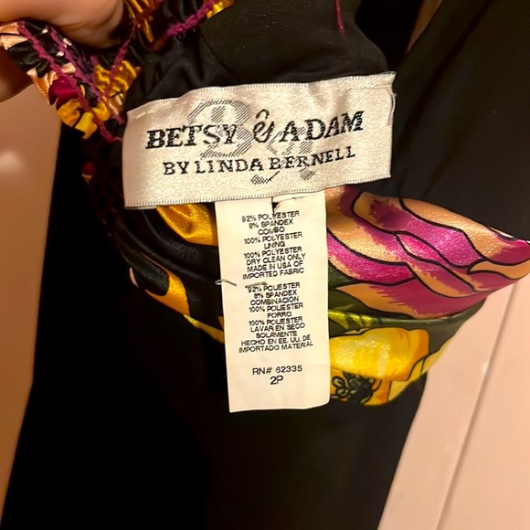 2000’s Floral and Black Halter Dress. Size two 2. Tropical floral satin details - Picture 4 of 4